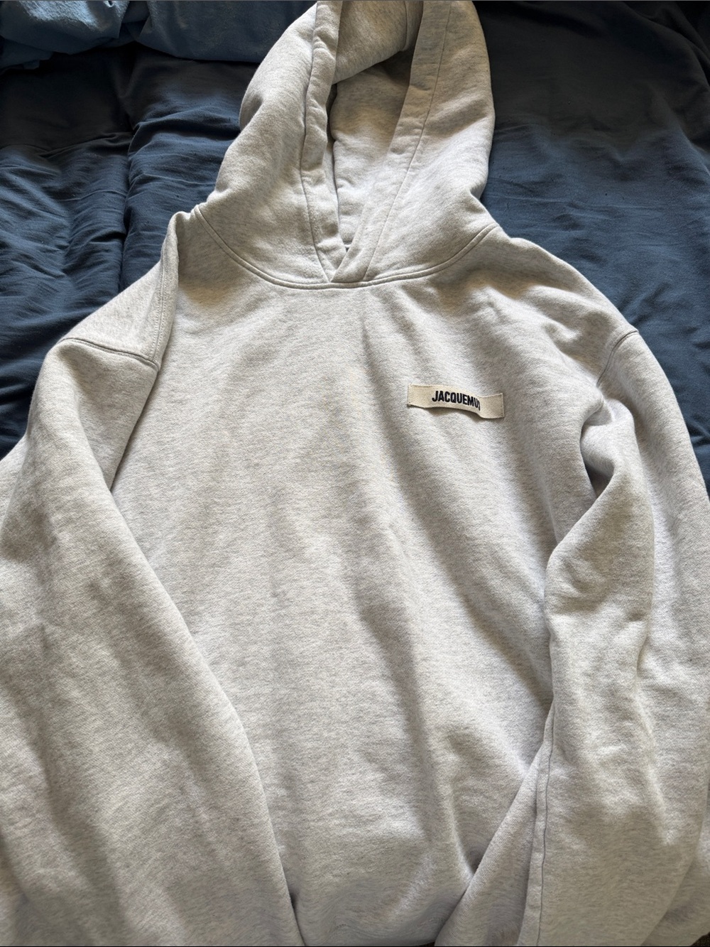 Jacquemus Light Grey Hooded Pullover with Logo Tab